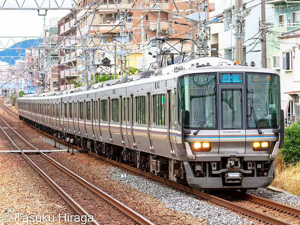 JR西日本223系電車